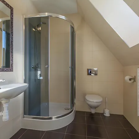 W Dolinie Cichej Wody *